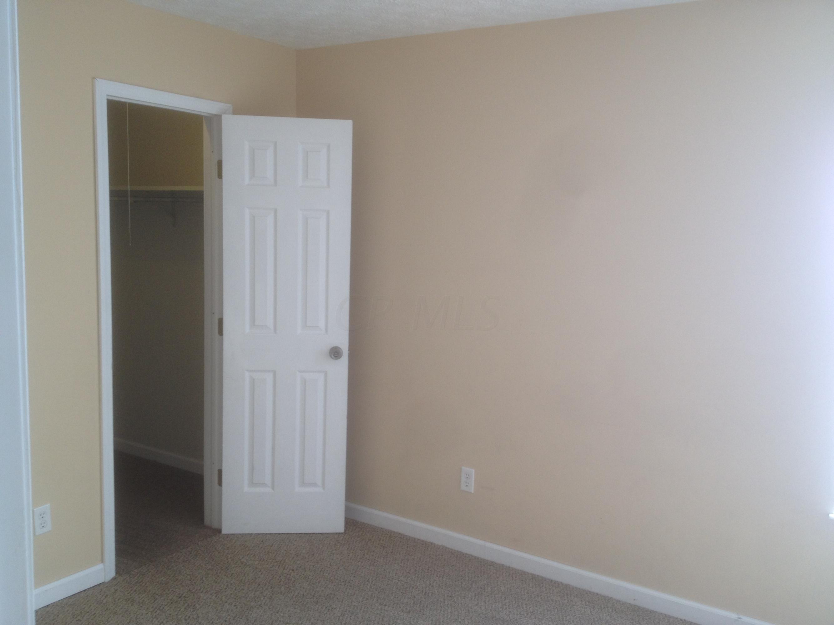 3747 Hidden Ridge Drive Columbus, OH 43230 - Photo 21 of 26