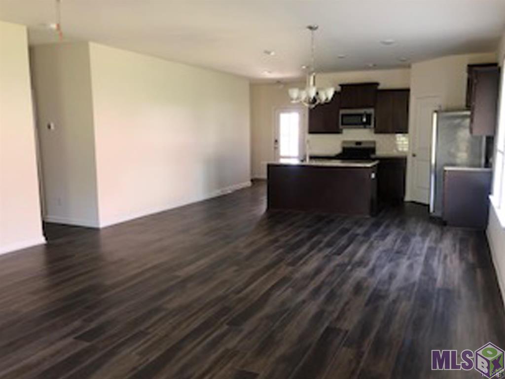 1103 Foxtail Drive Baton Rouge, LA 70820 - Photo 5 of 20