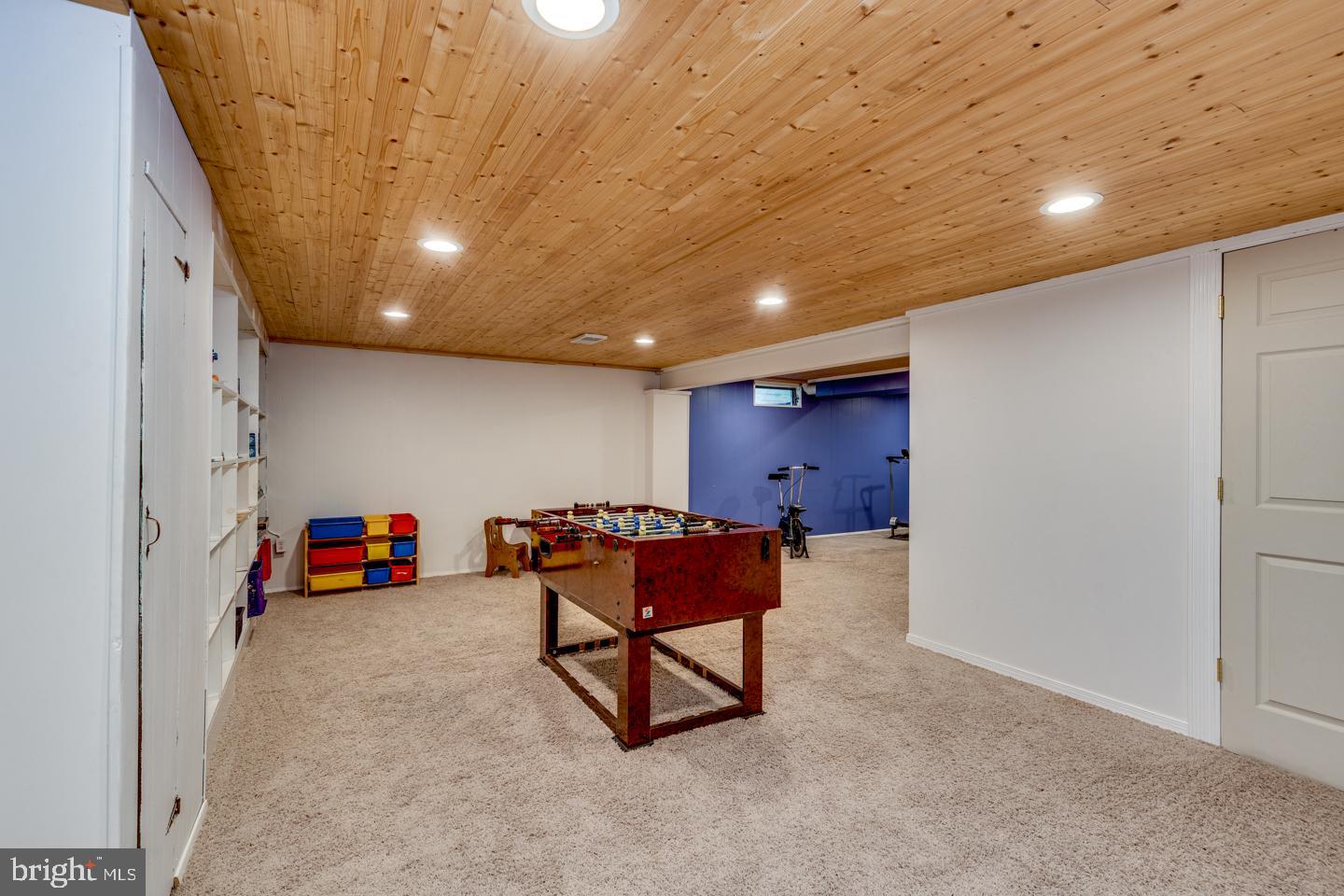 110 Wexford Drive Cherry Hill, NJ 08003 - Photo 40 of 51 a living room with furniture and a potted plant