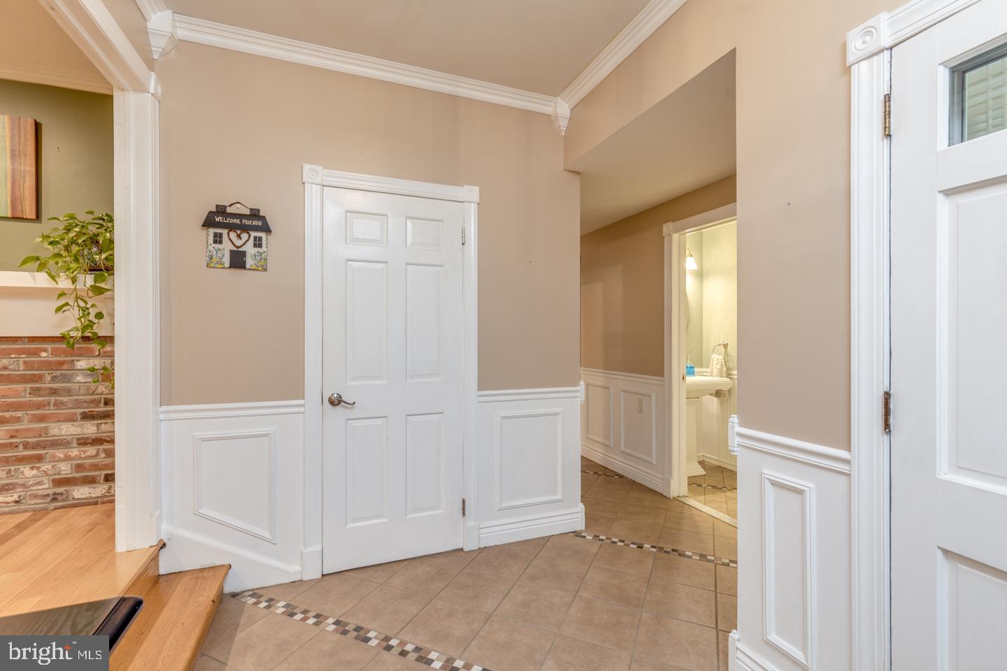 110 Wexford Drive Cherry Hill, NJ 08003 - Photo 6 of 51 Wainscoting and coat closet