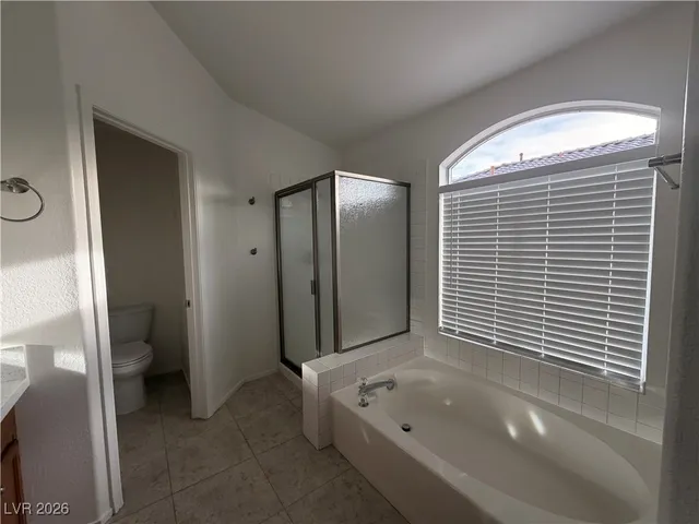 $2,600 | 1825 Sierra Oaks Lane, Las Vegas, NV 89134