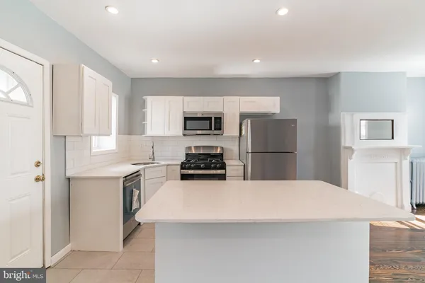 $1,900 | 226 Carson Street, Philadelphia, PA 19127