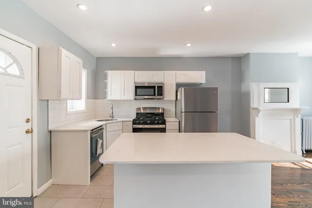 $2,000 | 226 Carson Street, Philadelphia, PA 19127