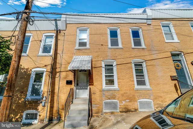 $2,000 | 226 Carson Street, Philadelphia, PA 19127