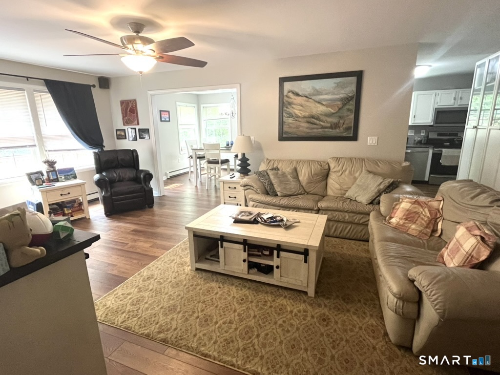 193 Deerfield Ridge Drive Groton, CT 06355 - Photo 11 of 18