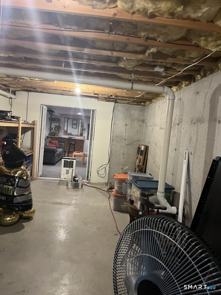 193 Deerfield Ridge Drive Groton, CT 06355 - Photo 16 of 18