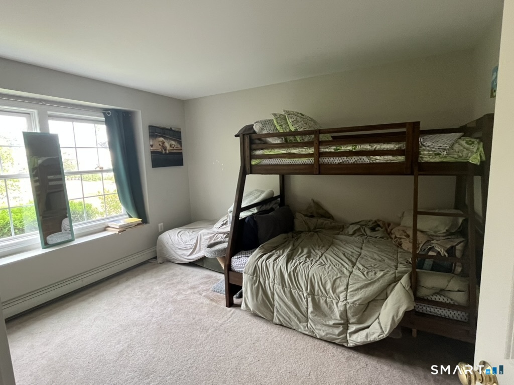 193 Deerfield Ridge Drive Groton, CT 06355 - Photo 8 of 18