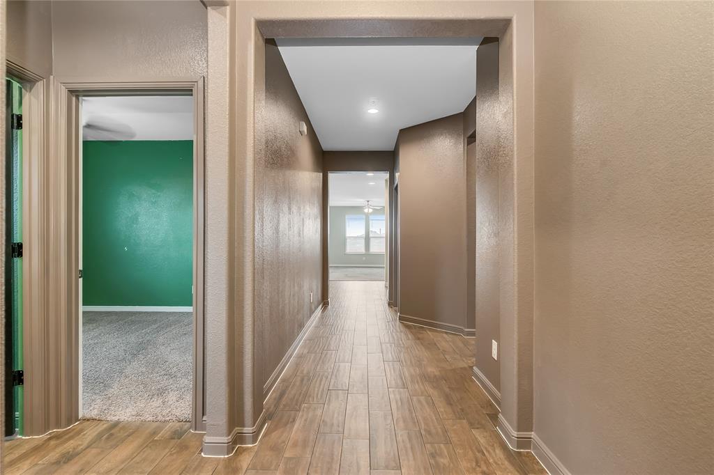 1102 Tiburon Trail Cleburne, TX 76033 - Photo 13 of 36