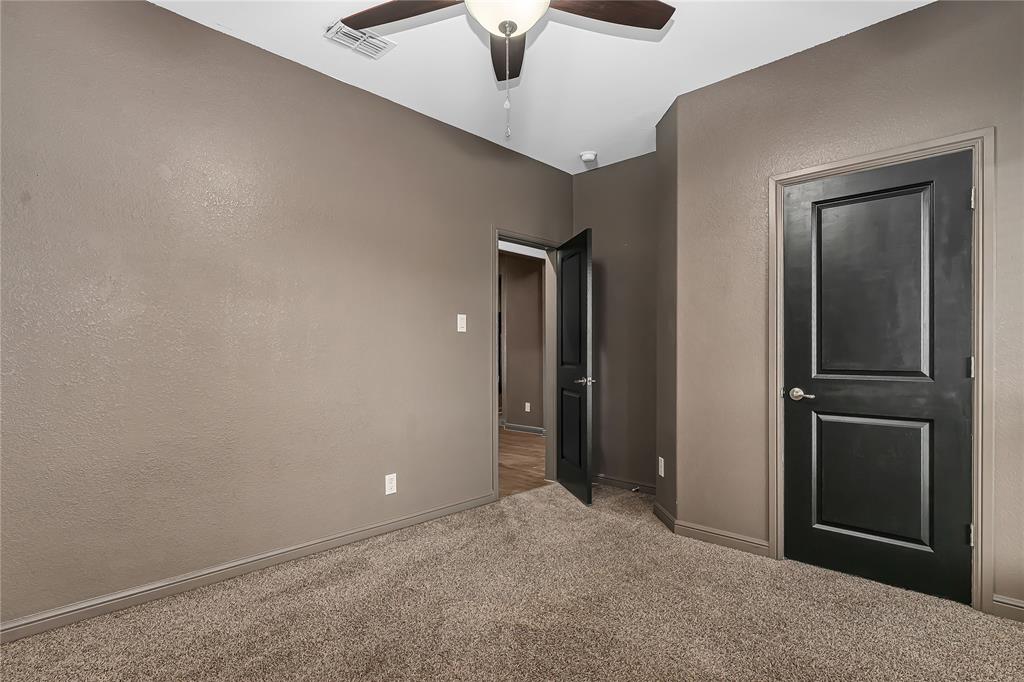 1102 Tiburon Trail Cleburne, TX 76033 - Photo 15 of 36