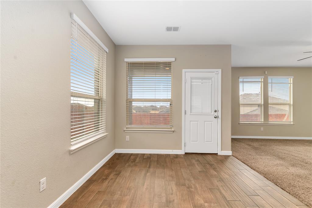 1102 Tiburon Trail Cleburne, TX 76033 - Photo 8 of 36