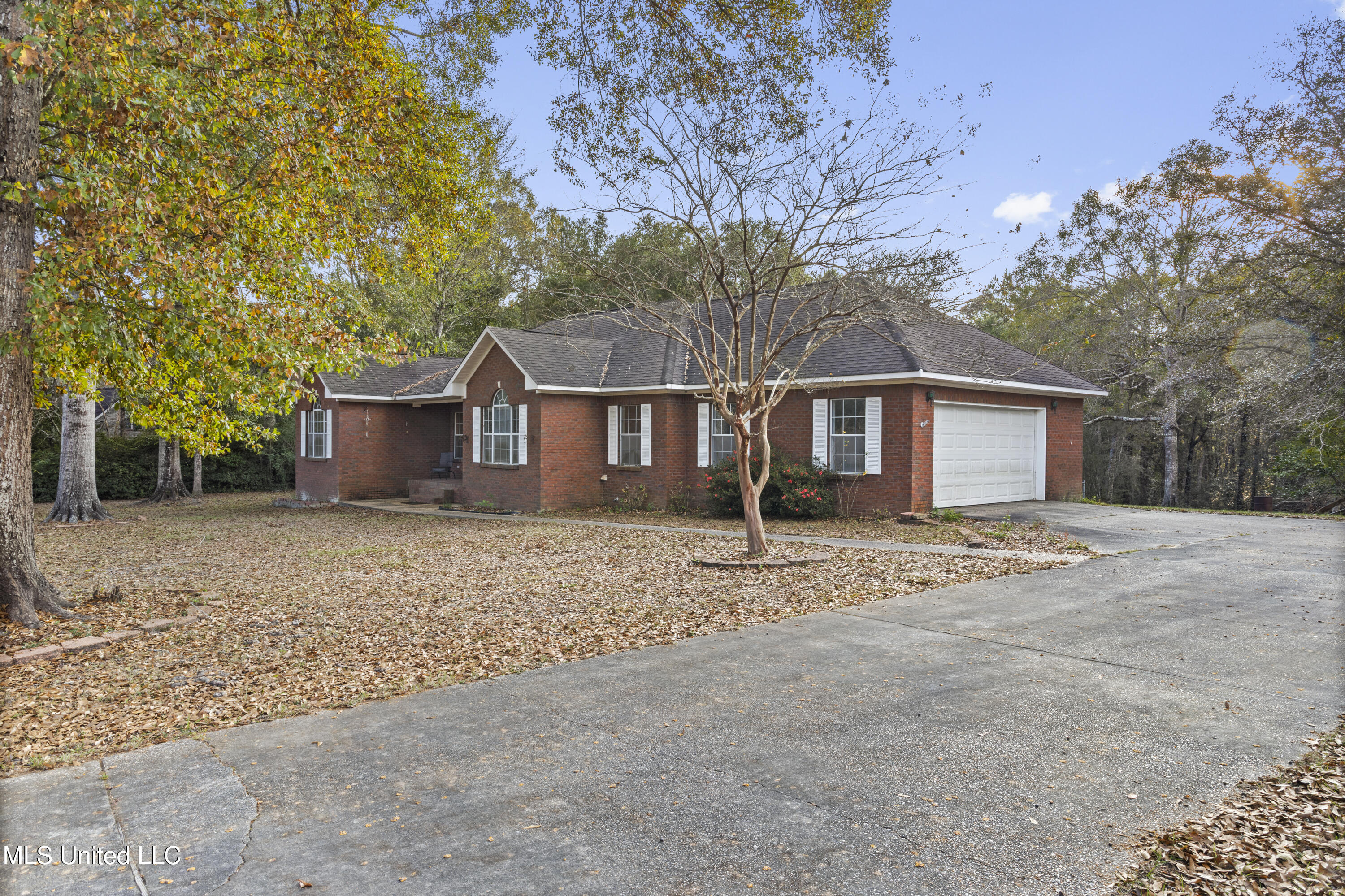 11709 Bluff Ridge Road Vancleave, MS 39565 - Photo 2 of 49 0002