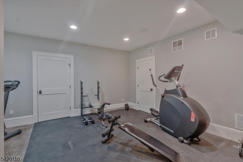 151 Lookout Road Mountain Lakes, NJ 07046 - Photo 18 of 23