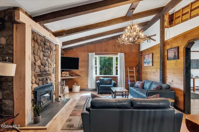 $549,900 | 243 Warrensburg Road, Stony Creek, NY 12878