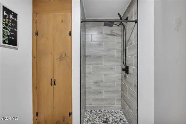 $549,900 | 243 Warrensburg Road, Stony Creek, NY 12878