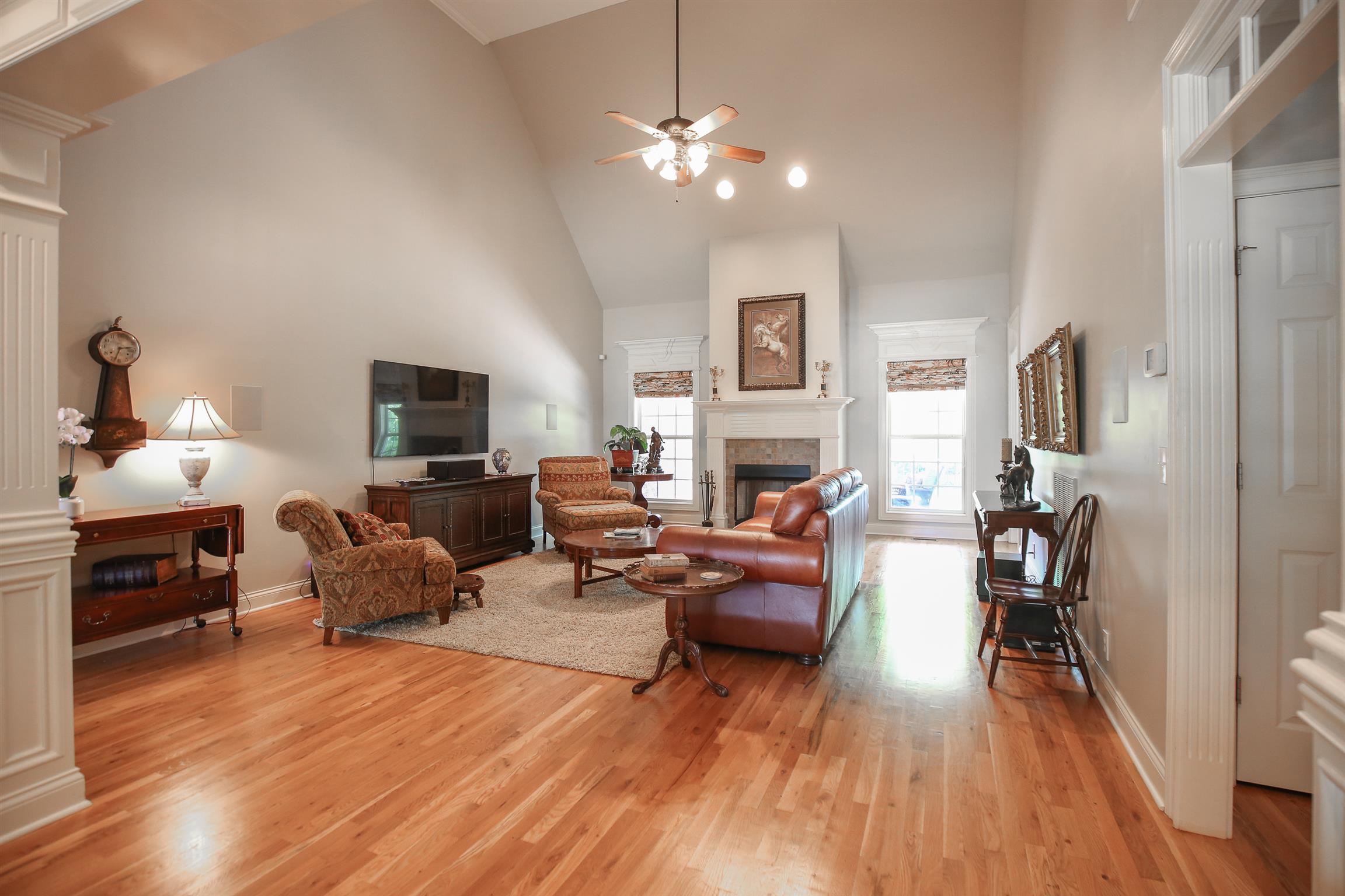 5411 Sherrington Road Murfreesboro, TN 37128 - Photo 4 of 30 Living room