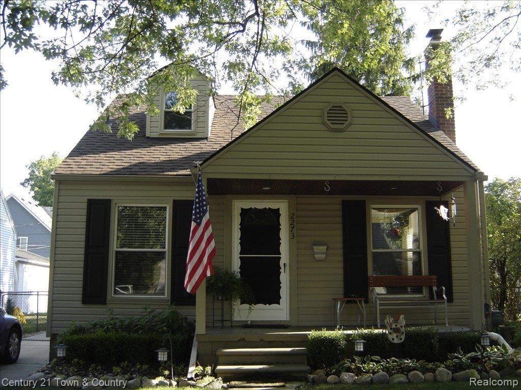 2273 Columbia Road Berkley, MI 48072 - Photo 1 of 10 COLUMBIA 2273