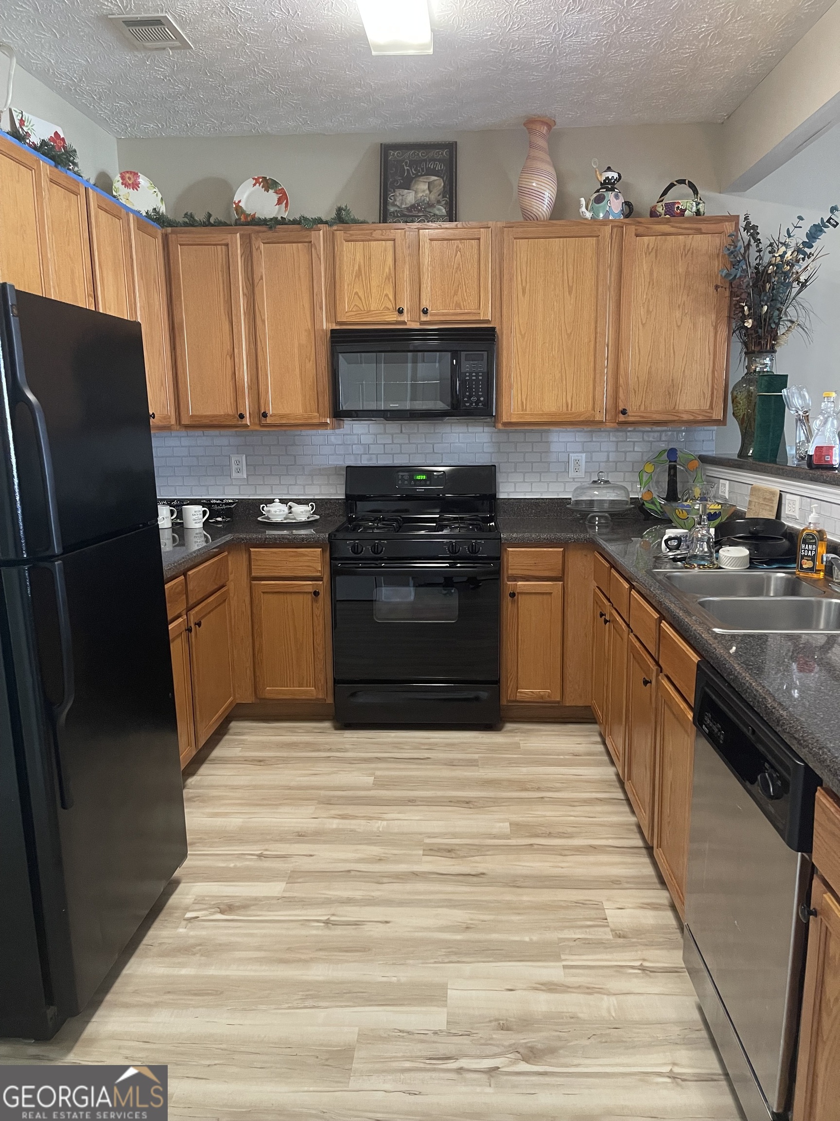4911 Walden Lake Square Decatur, GA 30035 - Photo 4 of 18
