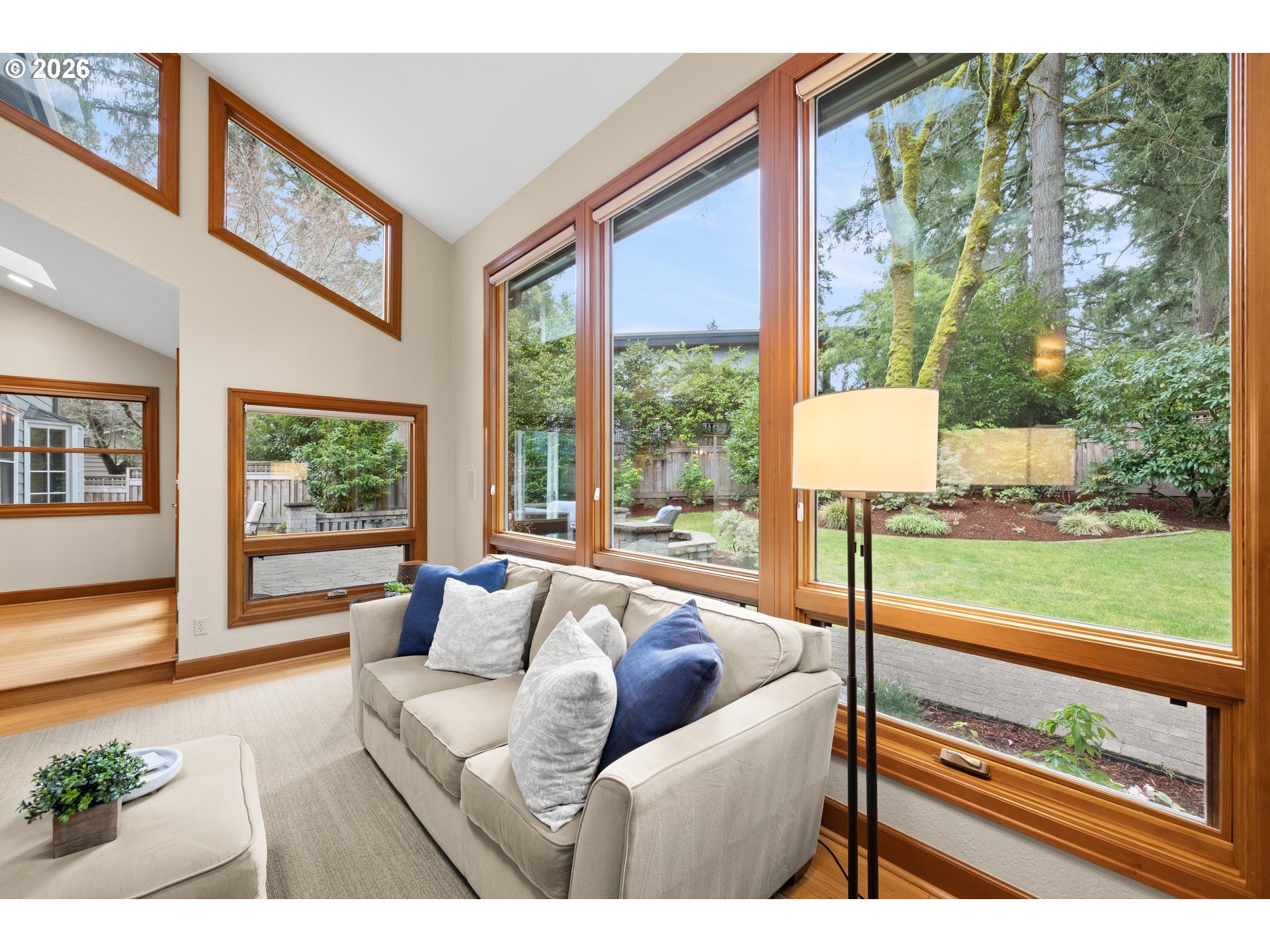 1190 Bayberry Road Lake Oswego, OR 97034 - Photo 17 of 48