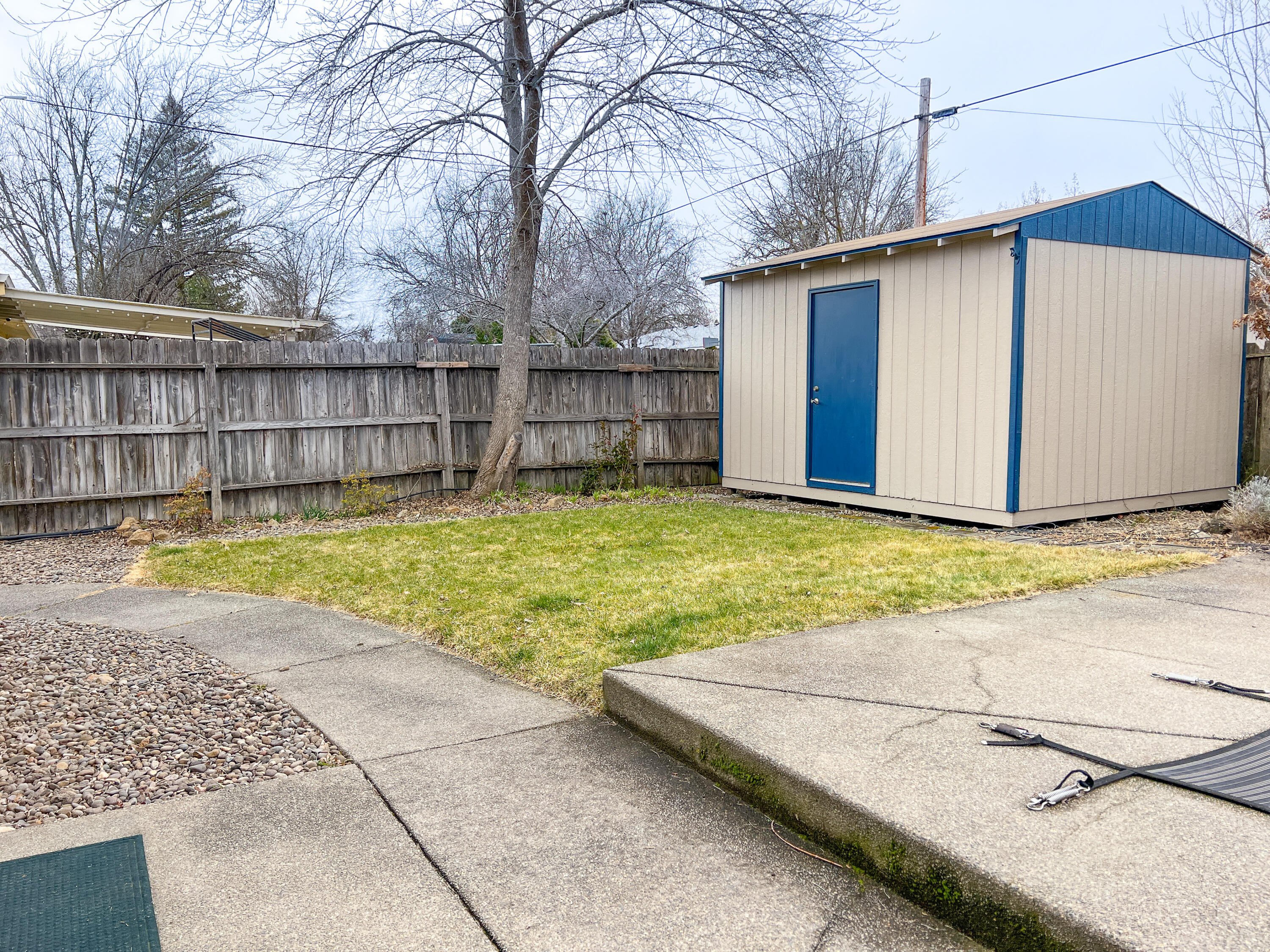 1804 Roberts Road Medford, OR 97504 - Photo 20 of 24 19