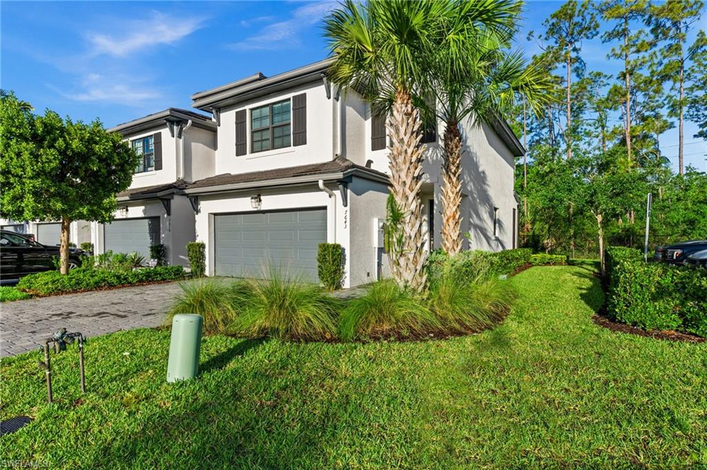 7643 Morgan Way Naples, FL 34119 - Photo 2 of 30