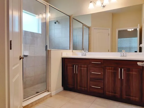 $2,795 | 12256 Longview Lake Circle, Bradenton, FL 34211