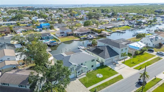 $2,100,000 | 8704 Bay Crest Lane, Tampa, FL 33615
