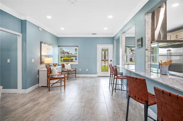 $2,100,000 | 8704 Bay Crest Lane, Tampa, FL 33615