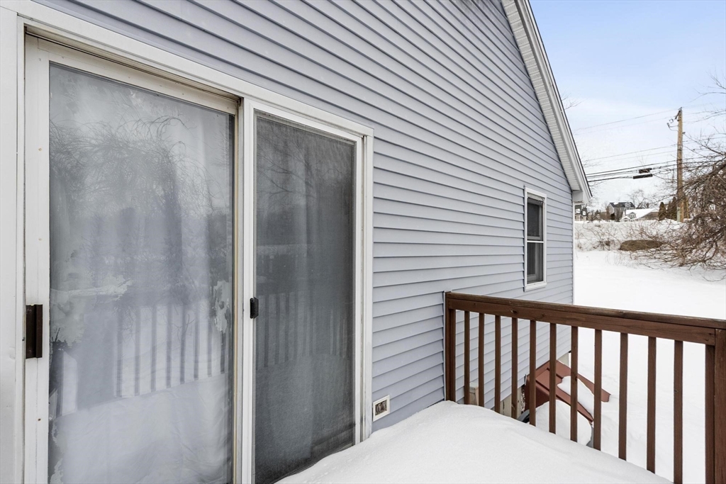 315 Broadway Road, Unit 1 Dracut, MA 01826 - Photo 3 of 24