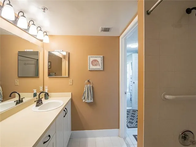 $220,000 | 1590 South 42ND Circle, Unit 106, Vero Beach, FL 32967