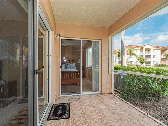 $220,000 | 1590 South 42ND Circle, Unit 106, Vero Beach, FL 32967