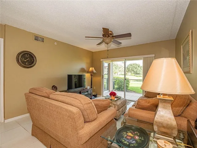 $220,000 | 1590 South 42ND Circle, Unit 106, Vero Beach, FL 32967
