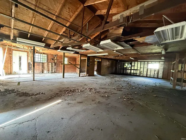 $75,000 | 415 South Mill Street, Owensville, IN 47665