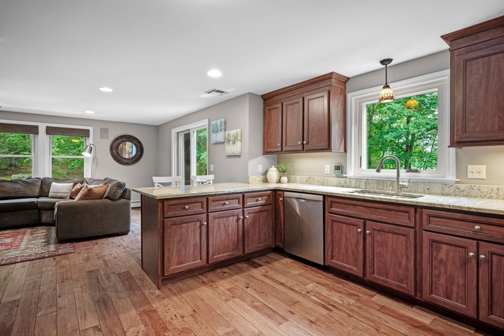 82 Spofford Road Boxford, MA 01921 - Photo 18 of 42