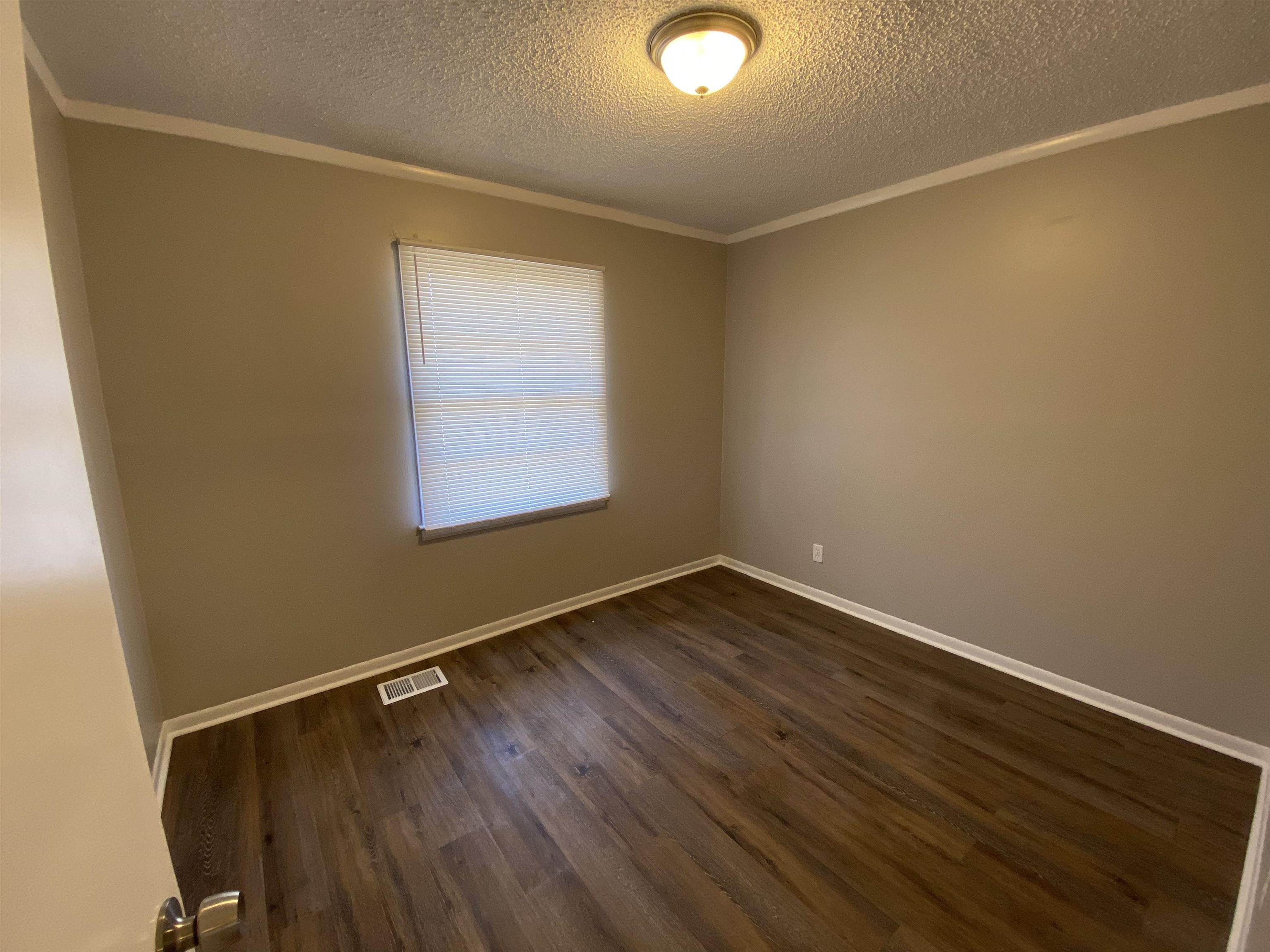 3352 Berea Road Memphis, TN 38109 - Photo 8 of 14 Gallery Image 8