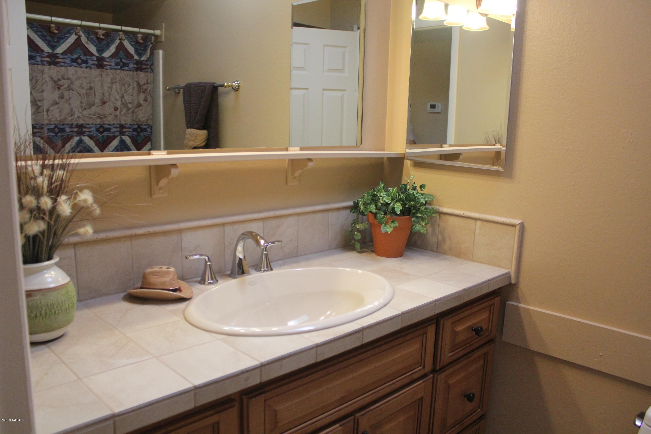 9111 North Oracle Road, Unit 121 Tucson, AZ 85704 - Photo 9 of 20