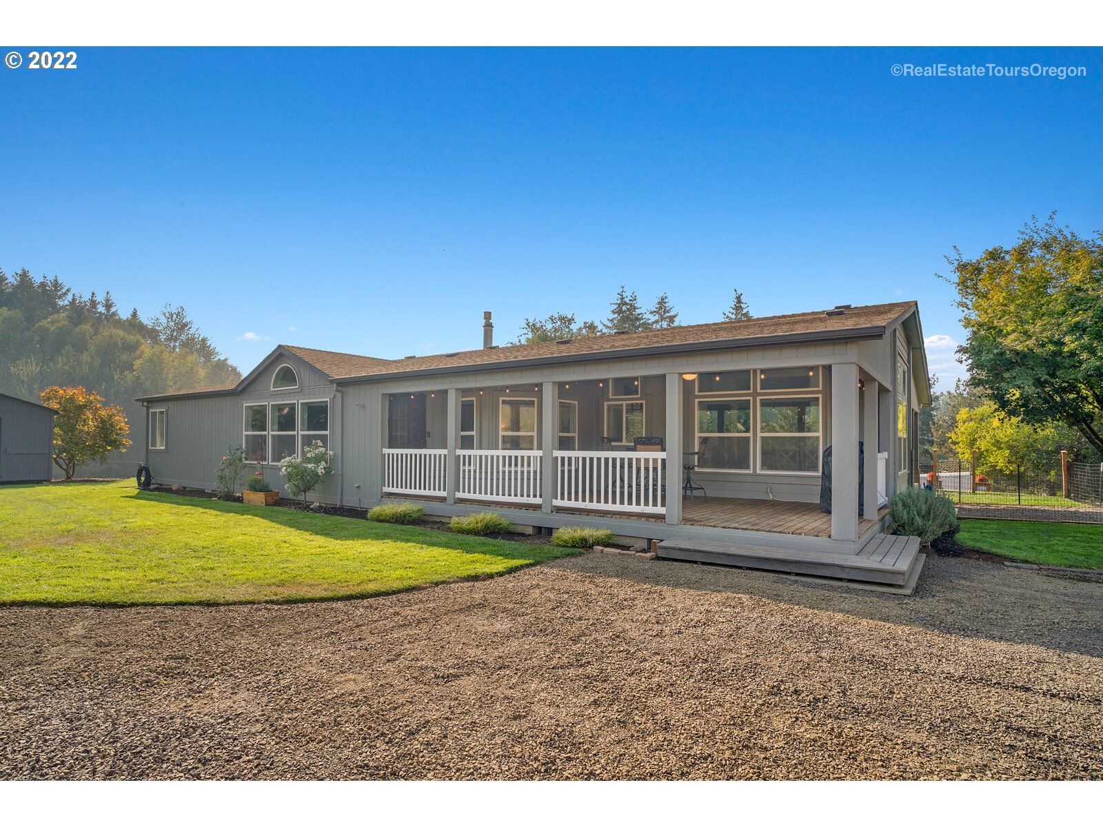 40374 Southwest Laurelwood Road Gaston, OR 97119 - Photo 2 of 29 Gallery Image 2
