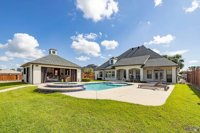$829,000 | 338 Tulip Drive, Houma, LA 70360