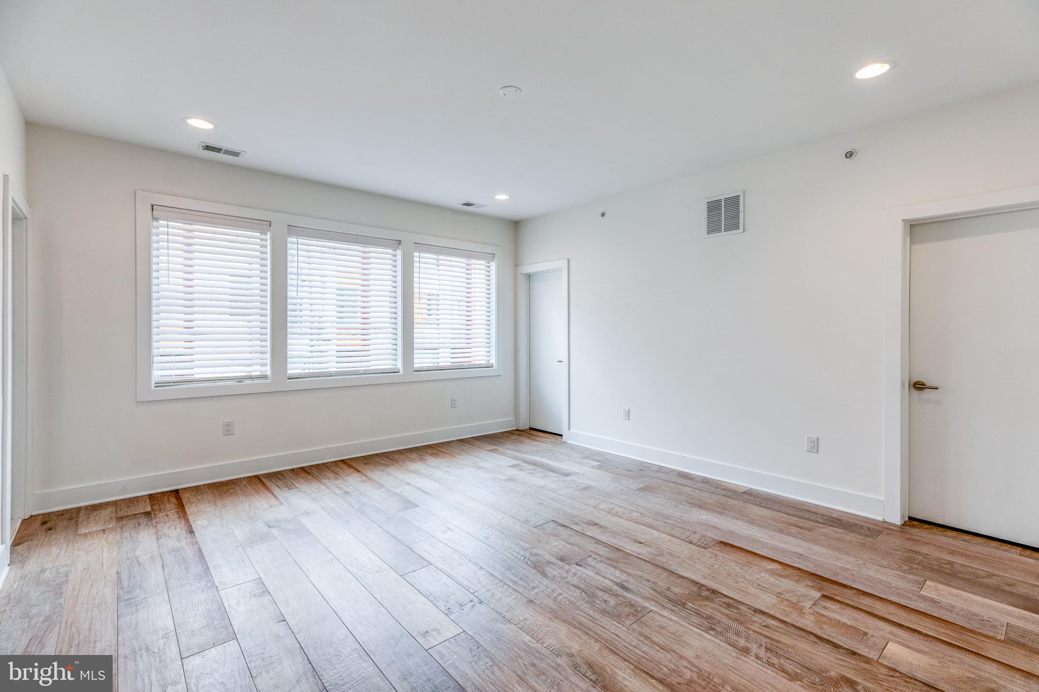 844 North 3rd Street Philadelphia, PA 19123 - Photo 4 of 10