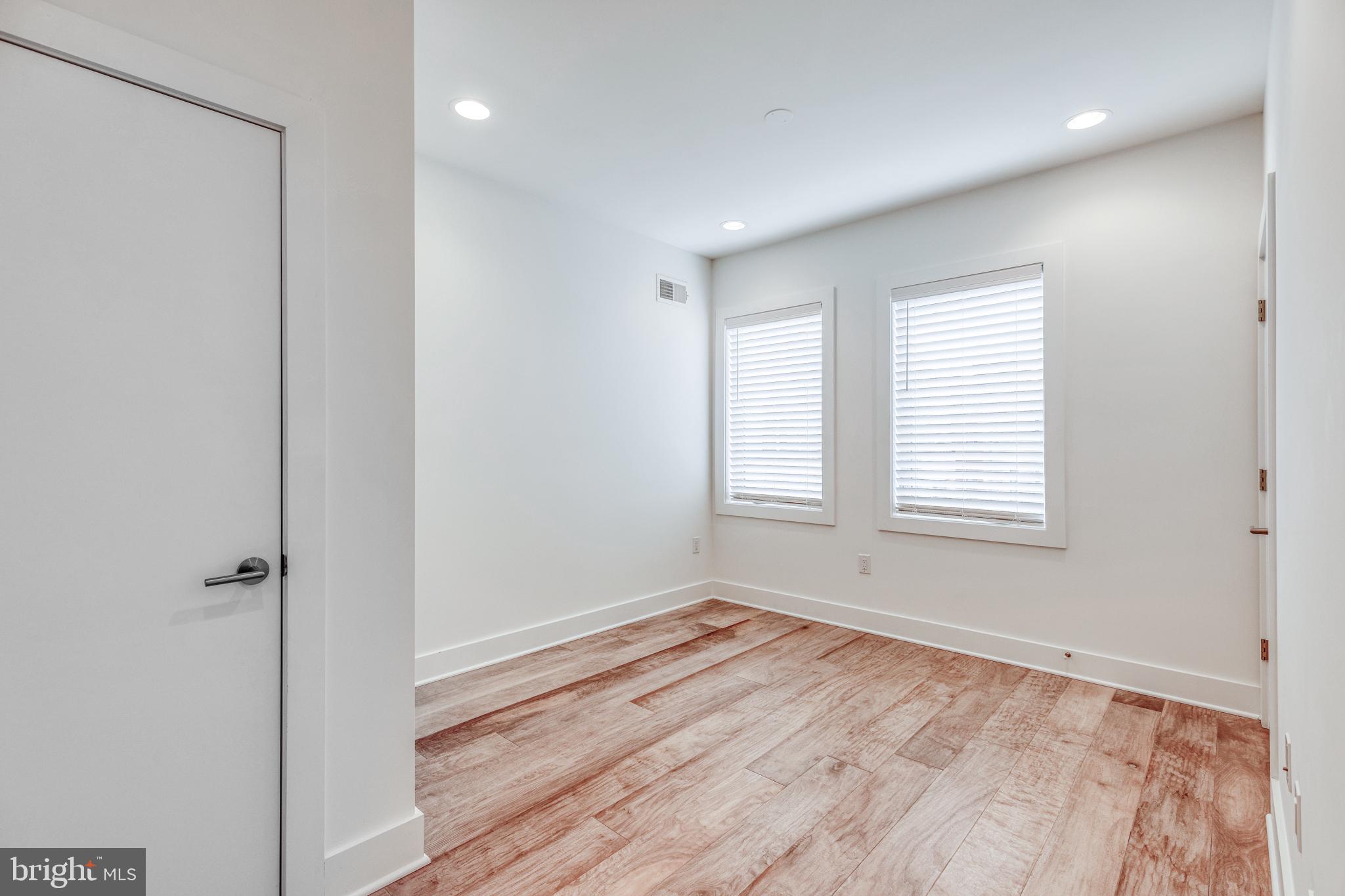 844 North 3rd Street Philadelphia, PA 19123 - Photo 9 of 10