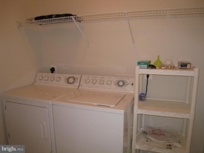 2483 Leyland Ridge Road Herndon, VA 20171 - Photo 6 of 28 Laundry Area 1