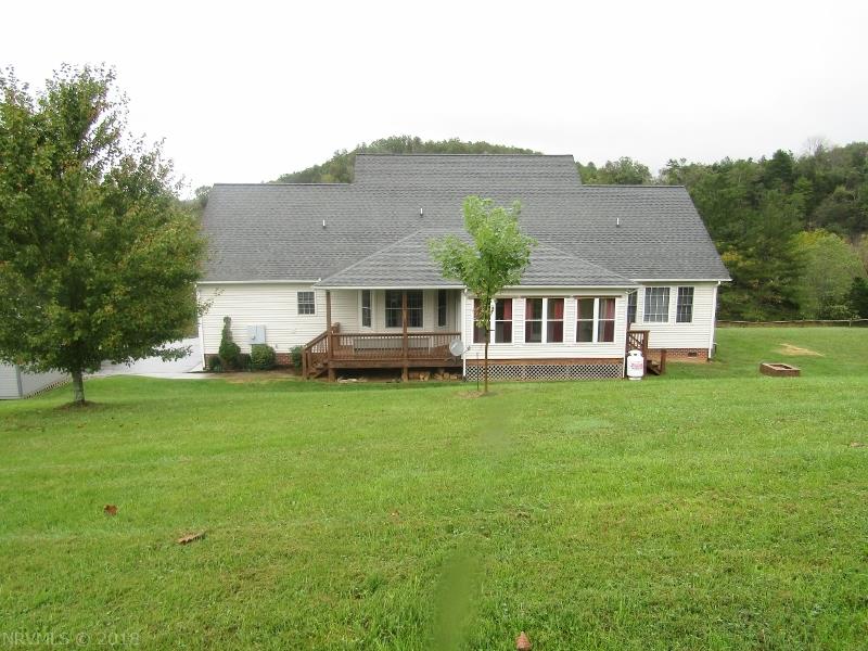210 Post Road Staffordsville, VA 24167 - Photo 3 of 41 Gallery Image 3