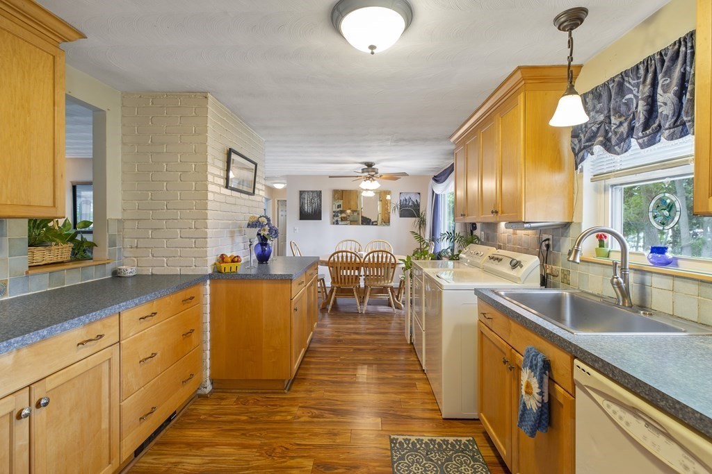 10 Campello Road Framingham, MA 01701 - Photo 12 of 42 Gallery Image 12
