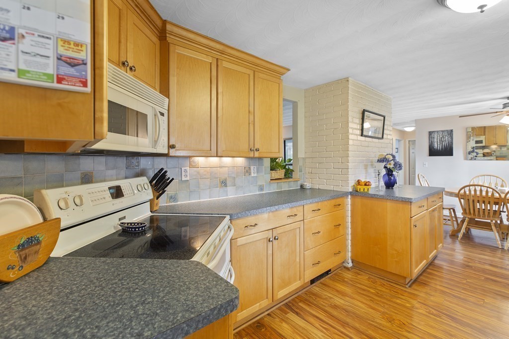 10 Campello Road Framingham, MA 01701 - Photo 17 of 42 Gallery Image 17
