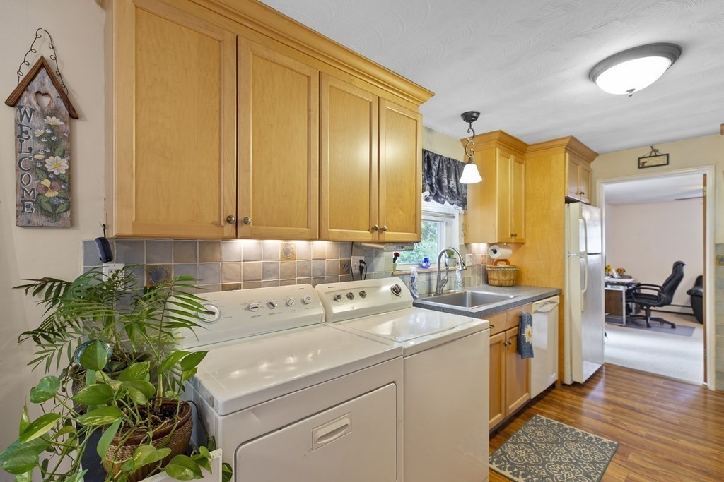 10 Campello Road Framingham, MA 01701 - Photo 18 of 42 Gallery Image 18