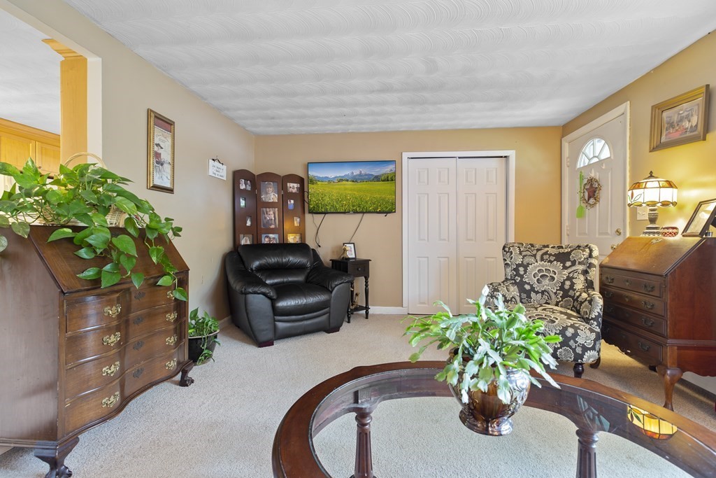 10 Campello Road Framingham, MA 01701 - Photo 4 of 42 Gallery Image 4