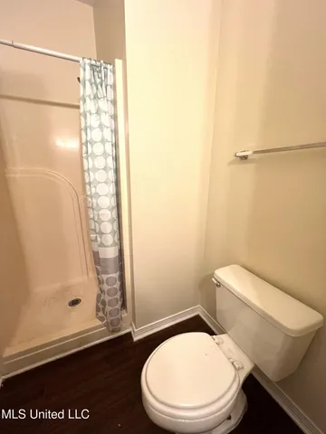 $1,100 | 1037 Township Road, Gulfport, MS 39507