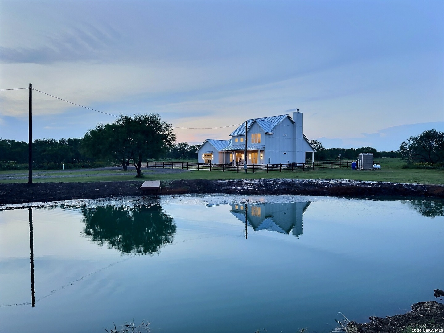 1230 Old Pearsall Road Jourdanton, TX 78026 - Photo 5 of 32
