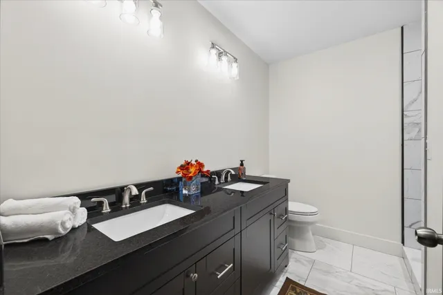 $474,900 | 576 North Hartstrait Road, Bloomington, IN 47404