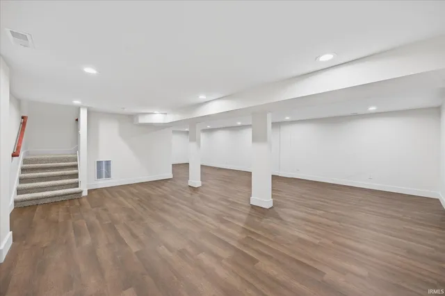 $474,900 | 576 North Hartstrait Road, Bloomington, IN 47404