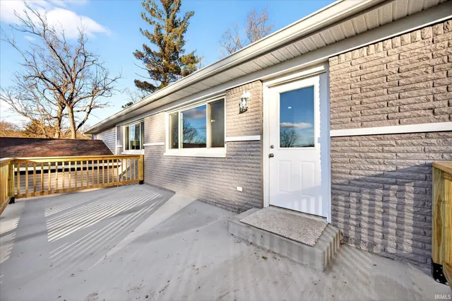 $474,900 | 576 North Hartstrait Road, Bloomington, IN 47404